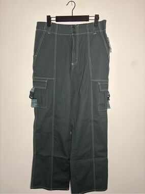Tilly's Dark Green Cargo Pants with Contrast Stitching